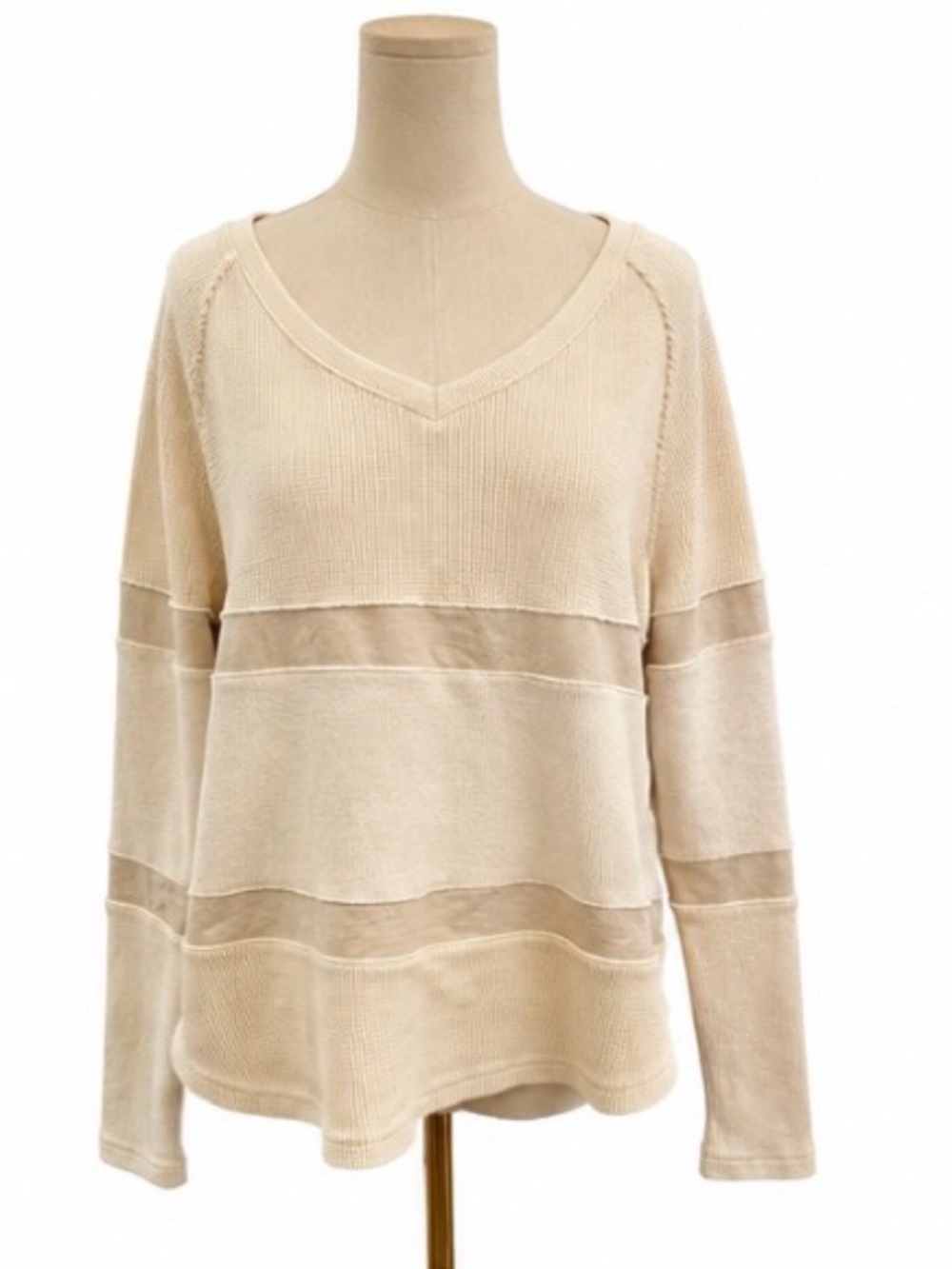 Earthbound Trading Company Cream Mixed-Knit V-Neck Sweater — Size Medium